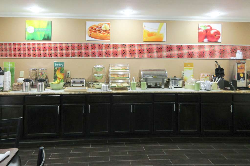ควอลิตี้ อินน์ แอนด์ สวีท Brandenburg ร้านอาหาร รูปภาพ